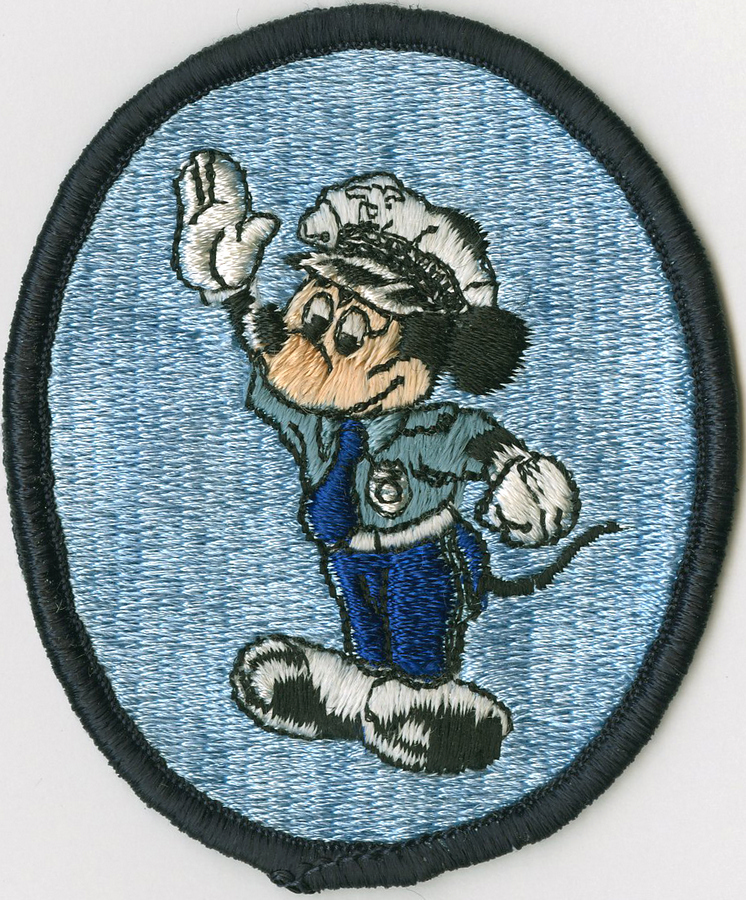 Mickey Mouse Security Guard Patch - ID: maydisneyana19021