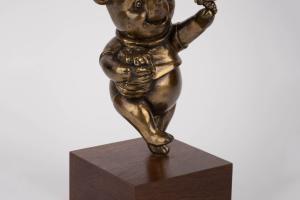Limited Edition Winnie the Pooh Bronze Sculpture on Wood Base (1979) - ID: jun23119 Disneyana