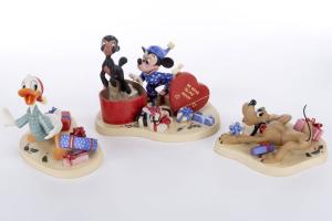 Mickey, Donald, Pluto and Danny “A Heartfelt Surprise” Figurine Set (2000) - ID: 045544146012 Disneyana