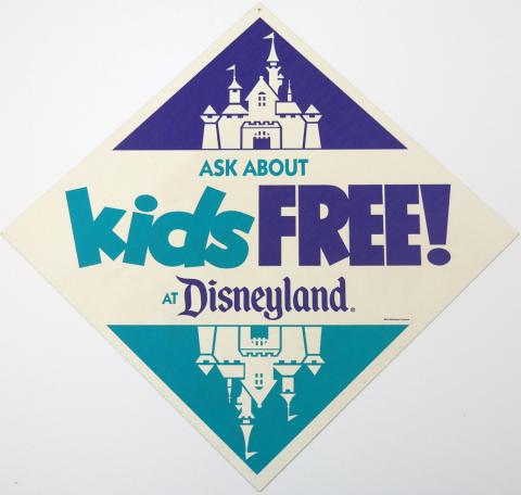 Kids Free! at Disneyland Sign - ID: augdisneyland19122 Disneyana
