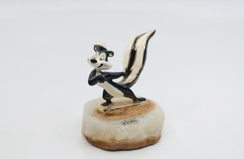 Pepe Le Pew Ron Lee Sculpture - ID: julypepe19421 Warner Bros.