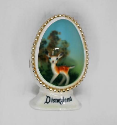 Disneyland Souvenir Figurine - ID: aprdisneyland20255 Disneyana