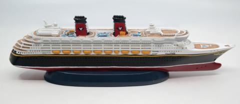 Disney Wonder Cruise Ship Miniature - ID: jundisneyana20018 Disneyana