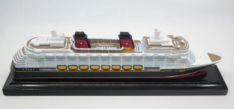 Disney Fantasy Cruise Ship Miniature - ID: jundisneyana20019 Disneyana