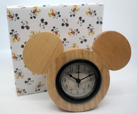 Hong Kong Disneyland Souvenir Clock - ID: jundisneyana20115 Disneyana