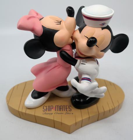 Mickey and Minnie Disney Cruise Line Shipmates Figurine - ID: jundisneyana20242 Disneyana