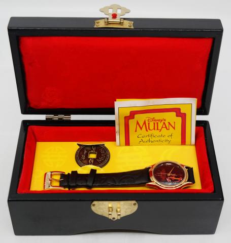 Limited Edition Mulan Watch and Medallion - ID: augdisneyana20214 Disneyana