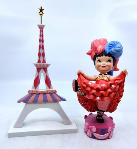 It's a Small World France WDCC Figurine - ID: febwdcc21608 Disneyana