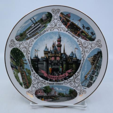 Disneyland Souvenir Lands Plate - ID: mardisneyana21305 Disneyana