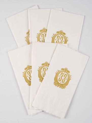 Disneyland Club 33 Napkins Setting for Six - ID: apr22186 Disneyana
