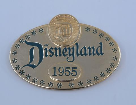 Disneyland 40th Anniversary Cast Member Badge Replica - ID: aprdisneyland21305 Disneyana