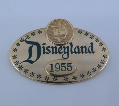 Disneyland 40th Anniversary Cast Member Badge Replica - ID: aprdisneyland21306 Disneyana