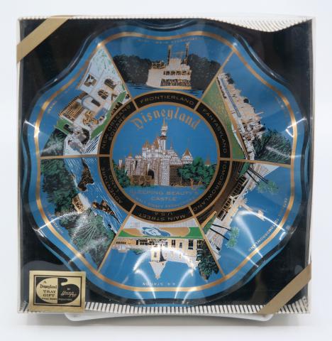 Disneyland Lands Glass Scalloped Plate in Box - ID: aprdisneyland21311 Disneyana