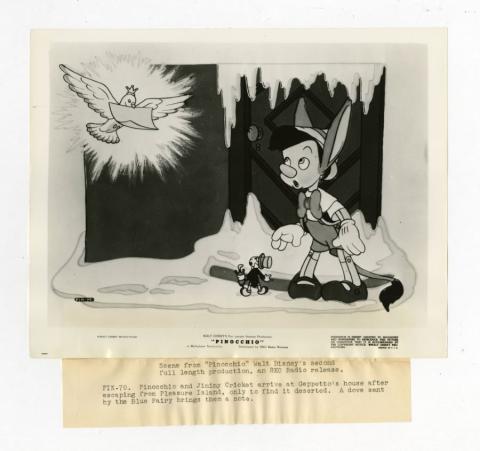 Pinocchio and Jiminy Cricket Illustration Theatrical Release Promotional Photograph - ID: aug22116 Walt Disney