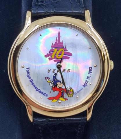 Tokyo Disneyland Limited Edition 10 Year Anniversay Watch - ID: julydisneyana21152 Disneyana