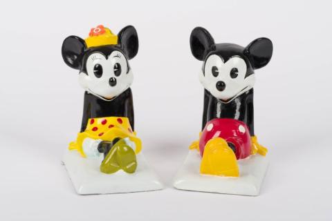 1970s Mickey & Minnie Ceramic Bookends - ID: unk00056book Disneyana
