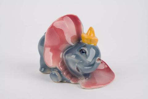 Dumbo Ceramic Figurine by Shaw Pottery - ID: aprshaw22037 Disneyana