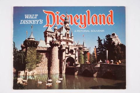 Walt Disney's Disneyland: A Pictorial Souvenir Book (1975) - ID: dec22065 Disneyana