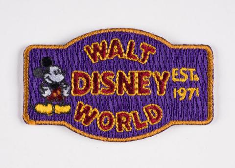 1990s Walt Disney World Souvenir Embroidered Patch - ID: jan23187 Disneyana