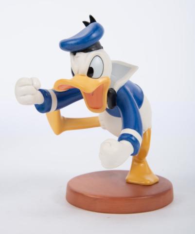 *!#@ Orphan's Benefit Limited Edition Donald Duck WDDC Figurine - ID: jan23304 Disneyana