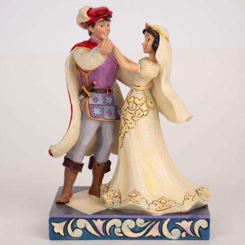 Snow White and Prince 'The First Dance' Figurine (2017)  - ID: 045544904506 Disneyana