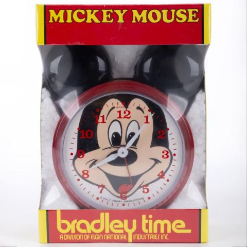 Mickey Mouse Travel Alarm Clock (1970s) - ID: 2010BWR8 Disneyana