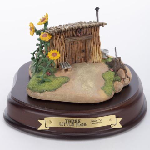 Fiddler Pig's Stick House Figurine Enchanted Places Series - ID: 761880412047 Disneyana