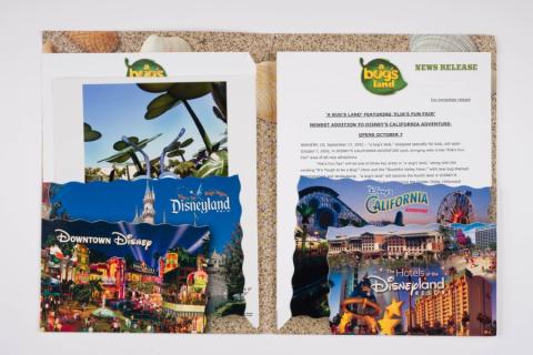 Disneyland & Disney California Adventure Press Kit (2002) - ID: jul22415 Disneyana
