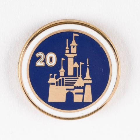 Disneyland Cast Member 20-Year Service Award Pin - ID: jun23137 Disneyana