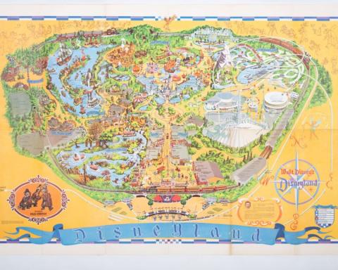 Disneyland Souvenir Park Map with Bear Country Highlight (1972) - ID: mar24363 Disneyana