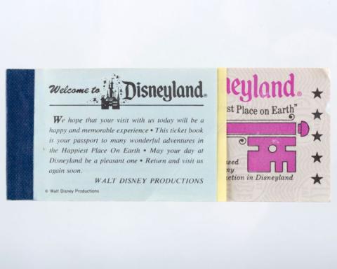 Disneyland Courtesy Guest Ticket Book (1977) - ID: mar24384 Disneyana