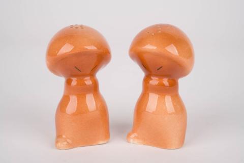 Fantasia Mushroom Ceramic Salt and Pepper Shakers (1940s) - ID: may22422 Disneyana