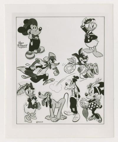 Mickey Mouse and Friends Disney Studio Press Photograph (1946) - ID: may23041 Disneyana