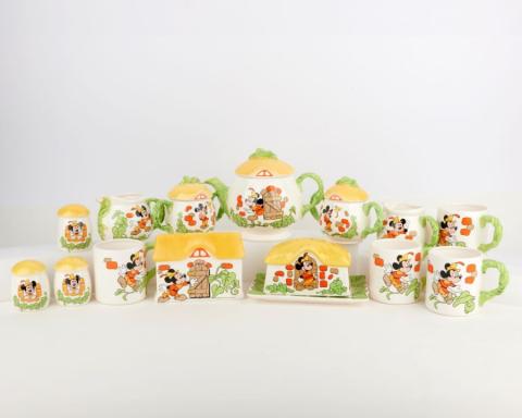 12 Piece Mickey Mouse Jack and the Beanstalk Ceramic Set (1970s/80s) - ID: may24073 Disneyana