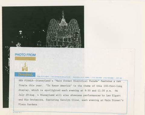 Main Street Electrical Parade To Honor America Press Release and Photo (1979) - ID: nov23034 Disneyana