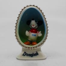 Disneyland Souvenir Figurine - ID: aprdisneyland20258 Disneyana