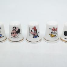 Disneyland Set of five Souvenir Bone China Thimbles- ID: aprdisneyland20329 Disneyana