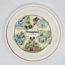 Disneyland Souvenir Plate - ID: aprdisneyland20393 Disneyana