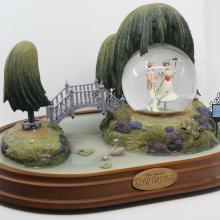 Mary Poppins Musical Snow Globe - ID: jundisneyana20128 Disneyana