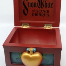Snow White Trinket Box - ID: jundisneyana20235 Disneyana