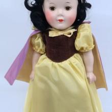1930s Snow White Composition Doll by Madame Alexander  - ID: jundisneyana21347 Disneyana