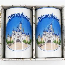 Disneyland Sleeping Beauty Castle Souvenir Salt and Pepper Shakers - ID: aprdisneyland20318 Disneyana