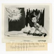 Pinocchio and Jiminy Cricket Illustration Theatrical Release Promotional Photograph - ID: aug22116 Walt Disney