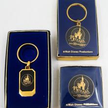 WDW 15 Year Anniversary Souvenir Keychain and Medallion Set  - ID: augdisneyana20243 Disneyana