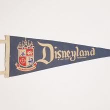 Disneyland Magic Kingdom Blue Pennant - ID: augdisneyana21203 Disneyana
