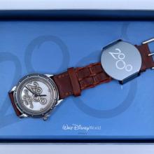 Walt Disney World 2000 Celebration Wristwatch - ID: julydisneyana21151 Disneyana