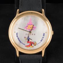 Tokyo Disneyland Limited Edition 10 Year Anniversary Wristwatch (1993) - ID: dec22229 Disneyana