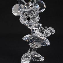 Swarovski Crystal Minnie Mouse Figurine (2005-2008) - ID: nov22133 Disneyana