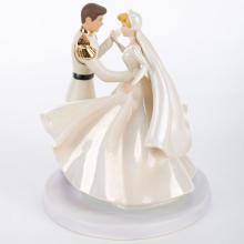 Cinderella & Prince Charming ‘Happily Ever After’ Cake Topper Figurine (2006) - ID: 045544066518 Disneyana