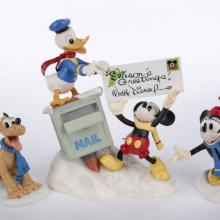Mickey and Friends 'Merry Messengers' Figurine Set (2000)  - ID: 761880463193 Disneyana